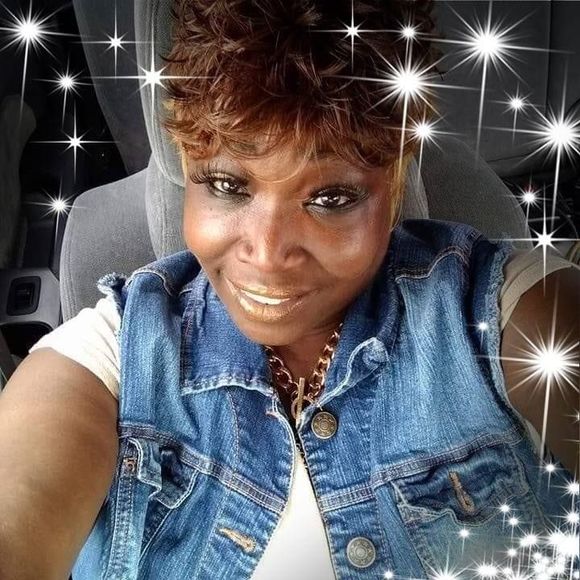 Meet your Posher, Tawonia - Picture 1 of 1